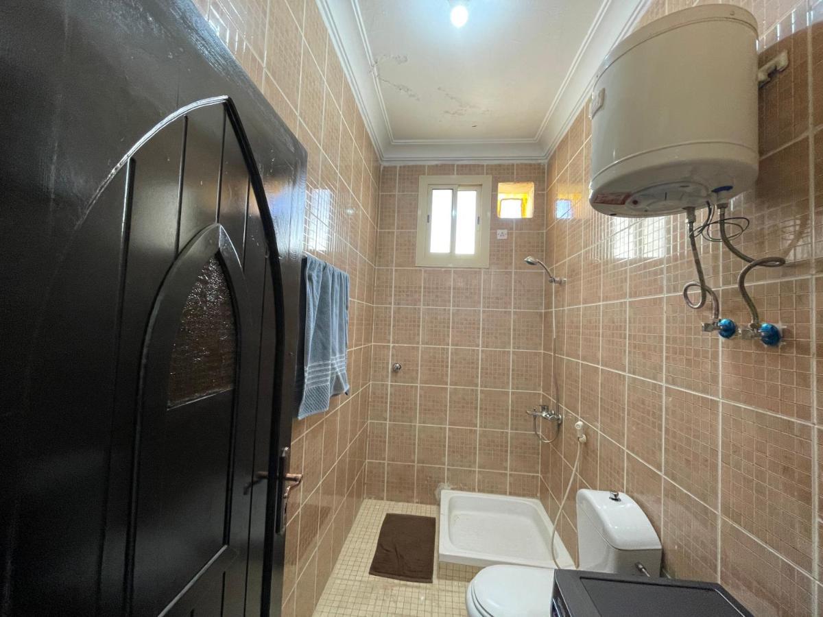 ستوديو كبير غرفة و حمام بمكيف غسالة تلفاز واي فاي Wisma tamu *